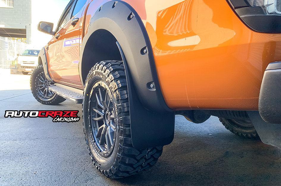 FORD RANGER REBEL ANTHRACITE CENTER W BLACK LIP